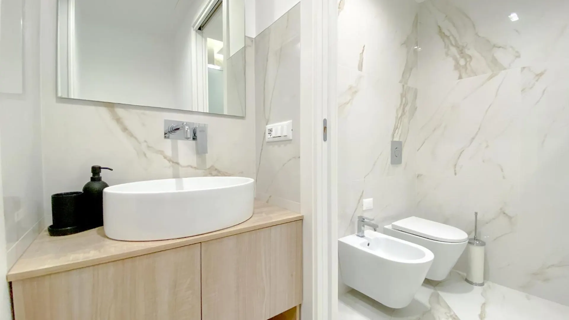 Meravigli Suite 1 - 5 Minuti Dal Duomo Milan Italy