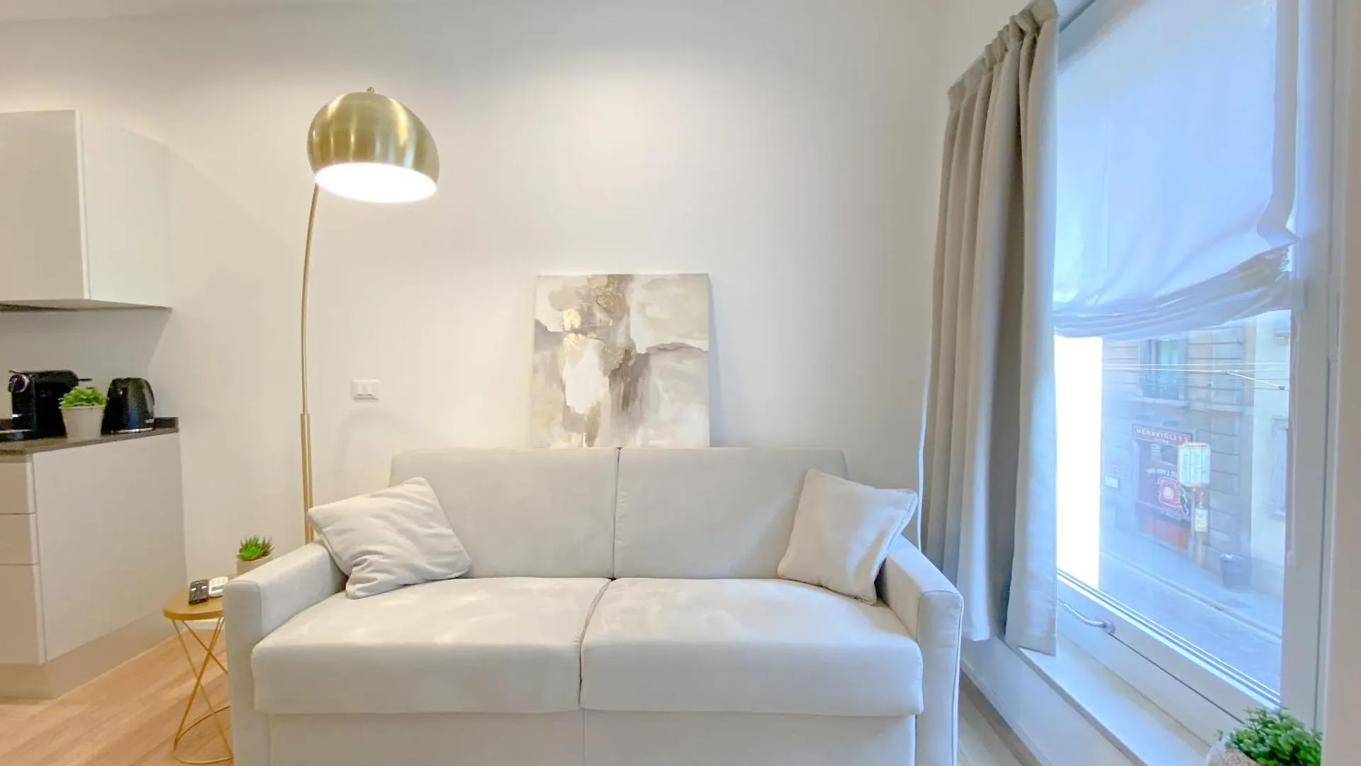 Apartment Meravigli Suite 1 - 5 Minuti Dal Duomo Milan Italy